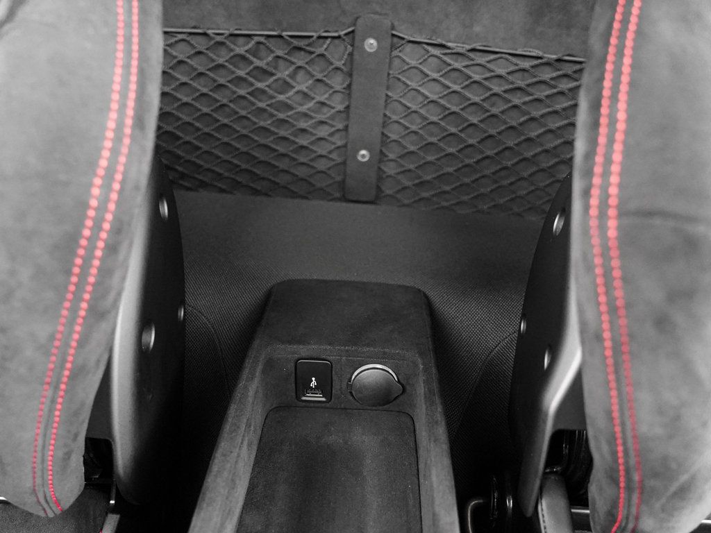 Used 2019 Ferrari 488 Pista Coupe RWD image 27