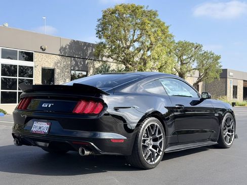 Used 2016 Ford Mustang GT w/ GT Performance Package RWD image 5
