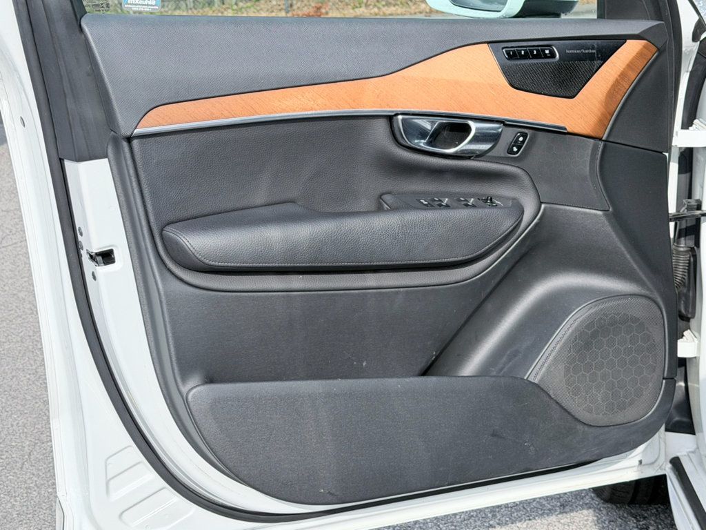 Used 2021 Volvo XC90 T6 Momentum w/ Protection Package Premier AWD/4WD image 34