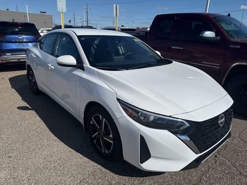 Used 2025 Nissan Sentra SV w/ All-Weather Package FWD image 25