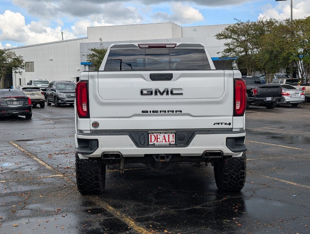 Used 2020 GMC Sierra 1500 AT4 w/ AT4 Premium Package AWD/4WD image 4
