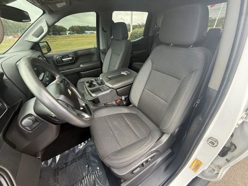 Used 2022 Chevrolet Silverado 1500 Custom w/ LPO, Blackout Package image 17