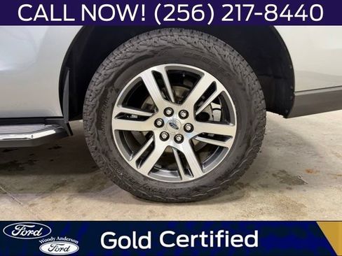 Used 2022 Ford Expedition XLT RWD image 8