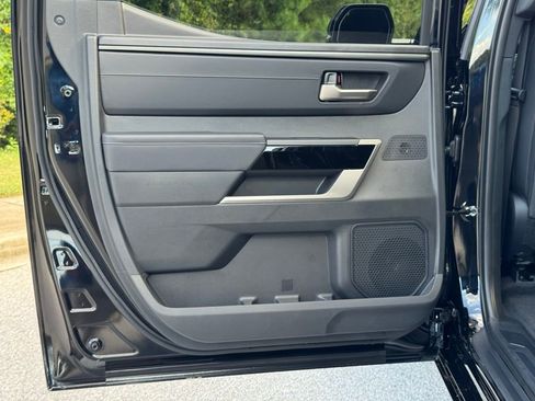 Used 2025 Toyota Tundra Limited image 22