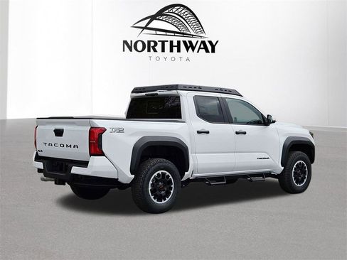 New 2025 Toyota Tacoma TRD Off-Road image 4