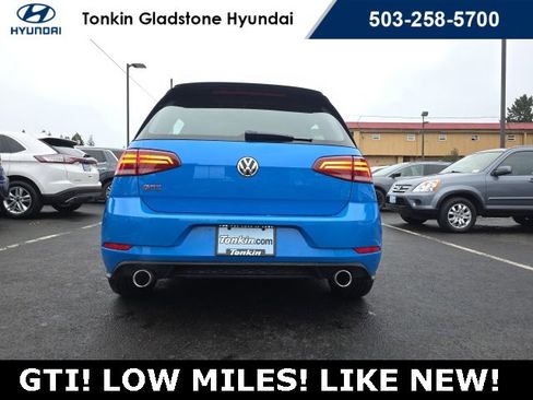 Used 2021 Volkswagen GTI SE image 6