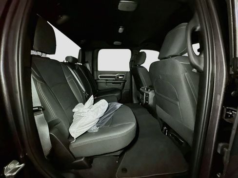 New 2026 RAM 2500 Big Horn AWD/4WD image 30