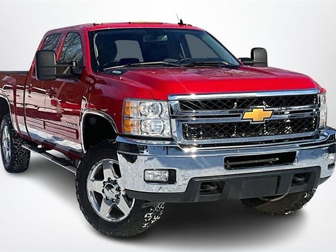 Used 2013 Chevrolet Silverado 2500 LTZ w/ LTZ Plus Package image 3