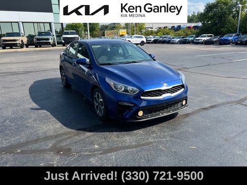 Used 2020 Kia Forte LXS FWD image 3
