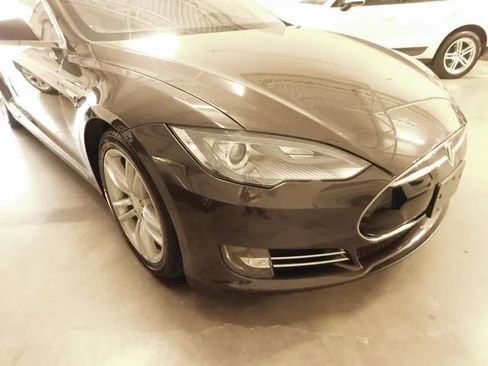 Used 2013 Tesla Model S RWD image 9
