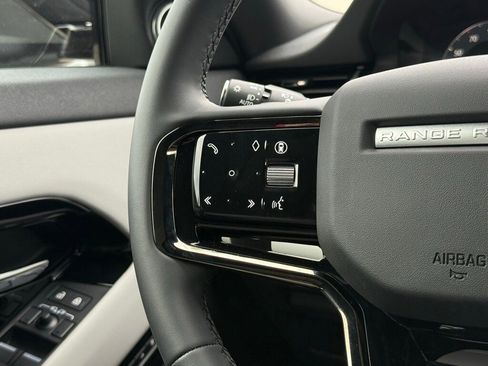 Certified 2026 Land Rover Range Rover Evoque Dynamic SE image 19
