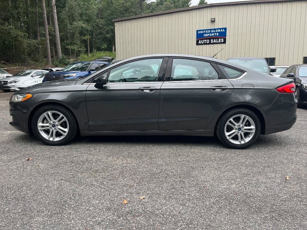 Used 2018 Ford Fusion SE FWD image 11