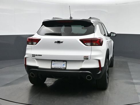 Used 2023 Chevrolet TrailBlazer RS w/ Convenience Package image 6