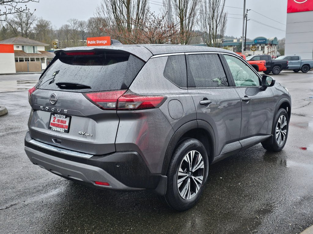 Used 2023 Nissan Rogue SV AWD/4WD image 5