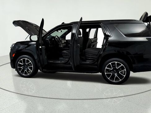 Used 2023 Chevrolet Tahoe RST w/ Luxury Package AWD/4WD image 10