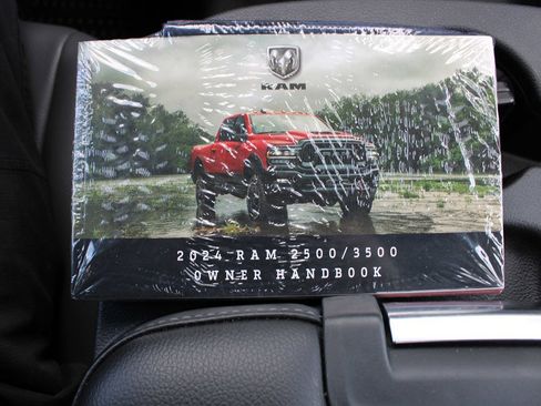 Used 2024 RAM 2500 Tradesman RWD image 31
