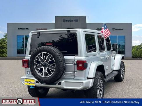 Used 2024 Jeep Wrangler High Altitude AWD/4WD image 6