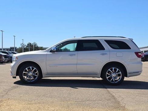 Used 2017 Dodge Durango Citadel w/ Premium Entertainment Group AWD/4WD image 30