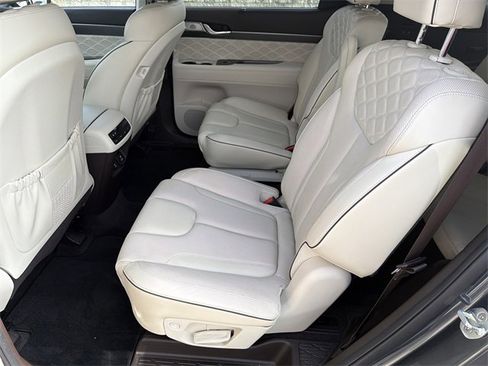 Used 2020 Hyundai Palisade Limited image 21