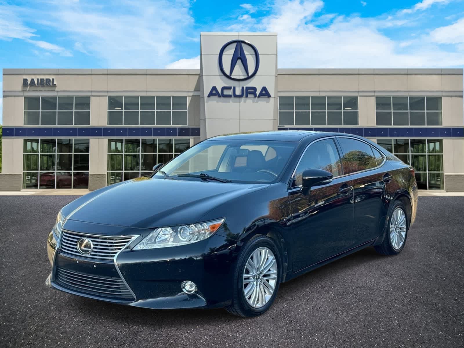 Used 2014 Lexus ES 350 w/ Luxury Package FWD image 1