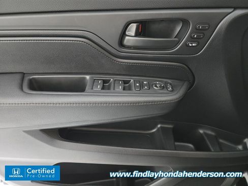 Certified 2024 Honda Odyssey EX-L image 26