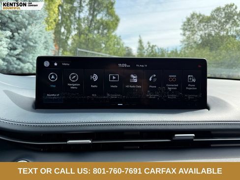 Used 2022 Genesis GV70 3.5T Sport w/ Sport Prestige Package AWD/4WD image 23