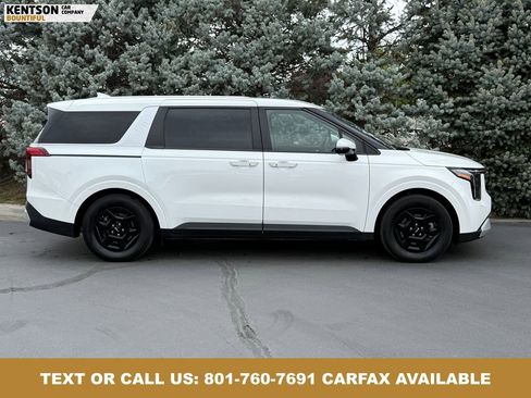 Used 2025 Kia Carnival FWD image 9