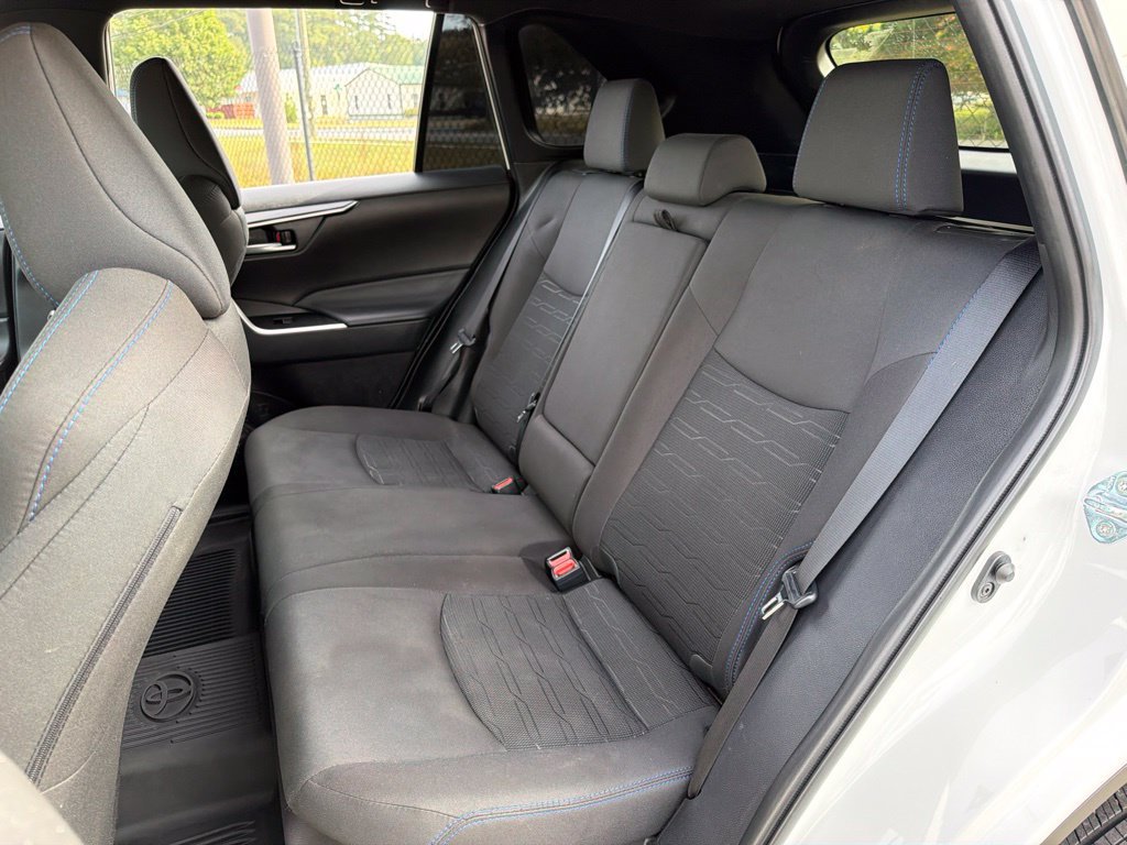 Used 2024 Toyota RAV4 SE w/ Weather Package AWD/4WD image 18
