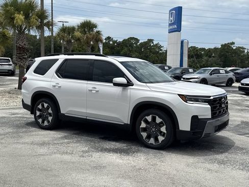 New 2026 Honda Pilot Touring image 5
