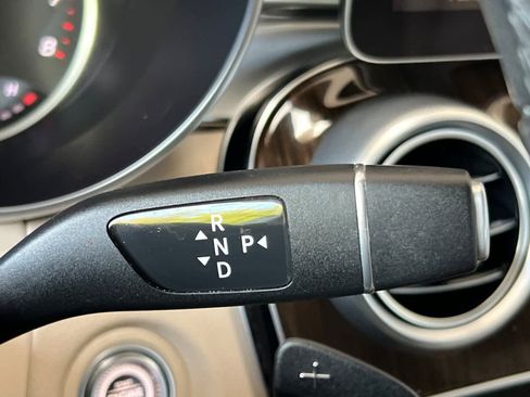 Used 2021 Mercedes-Benz GLC 300 4MATIC image 23