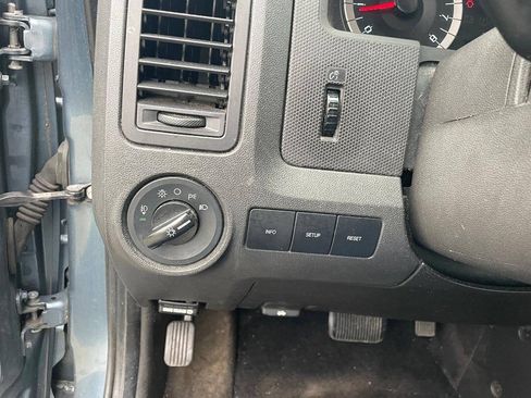 Used 2011 Ford Escape XLT FWD image 21