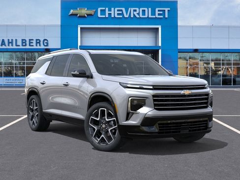 New 2026 Chevrolet Traverse High Country w/ LPO, Floor Liner Package AWD/4WD image 31