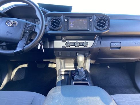Used 2019 Toyota Tacoma SR image 14