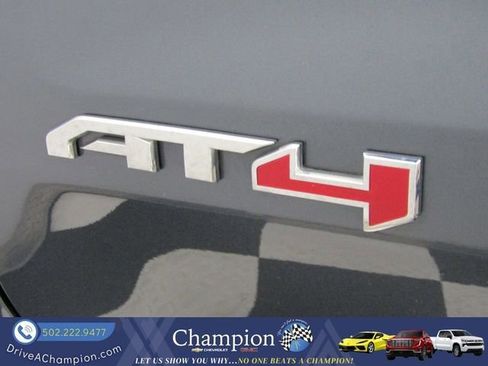 Used 2021 GMC Sierra 1500 AT4 image 4