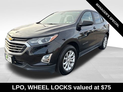 Used 2020 Chevrolet Equinox LS w/ LS Convenience Package image 4
