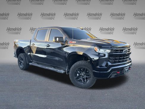 Used 2024 Chevrolet Silverado 1500 LT Trail Boss w/ LT Trail Boss Premium Package image 2