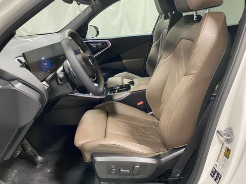 Used 2025 BMW X3 xDrive30i w/ Convenience Package image 13