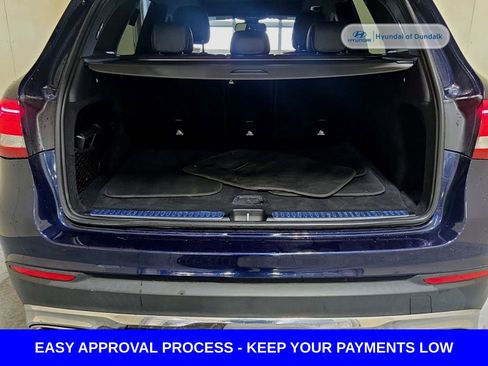 Used 2018 Mercedes-Benz GLC 300 4MATIC w/ Premium Package image 13