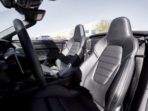 Used 2024 Porsche 911 Carrera GTS w/ Premium Package image 4