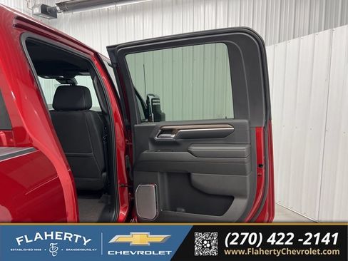 Used 2025 Chevrolet Silverado 3500 High Country w/ Technology Package AWD/4WD image 12