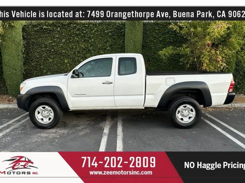 Used 2005 Toyota Tacoma PreRunner RWD image 10