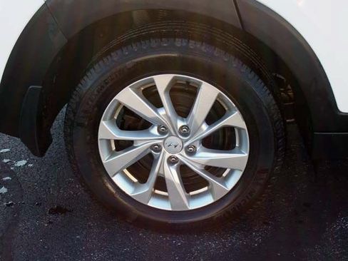 Used 2019 Hyundai Tucson SE AWD/4WD image 8