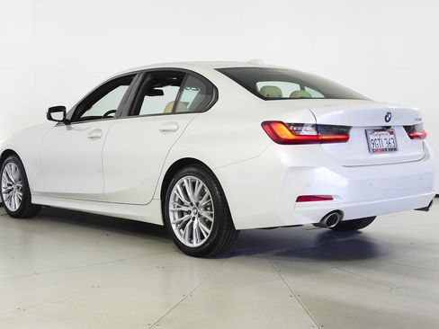 Used 2023 BMW 330i Sedan w/ Premium Package RWD image 9