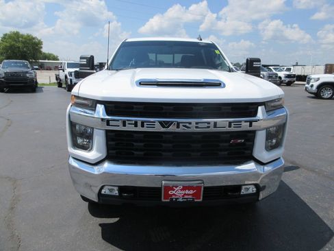 Certified 2022 Chevrolet Silverado 2500 LT w/ Convenience Package AWD/4WD image 14