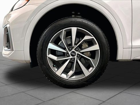 Certified 2023 Audi Q5 2.0T Premium Plus w/ Premium Plus Package AWD/4WD image 11