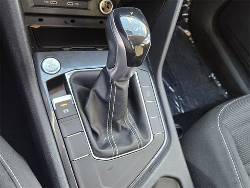 Certified 2022 Volkswagen Tiguan S image 19