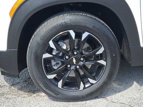 Certified 2023 Chevrolet TrailBlazer LT FWD image 13