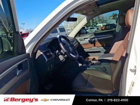 Used 2021 Volkswagen Atlas SE image 18