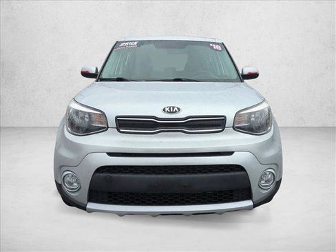 Used 2018 Kia Soul + FWD image 2