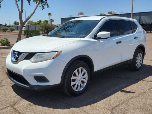 Used 2016 Nissan Rogue S FWD image 4